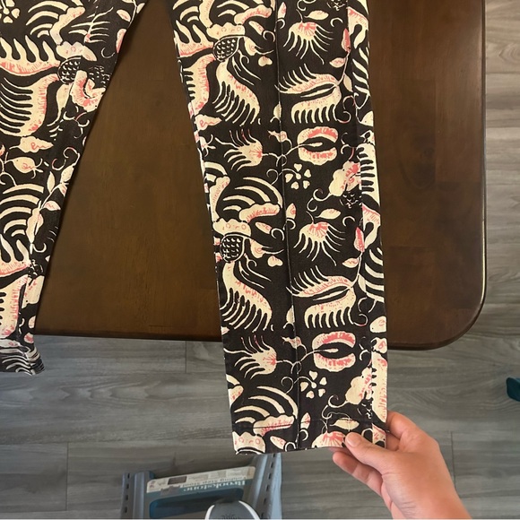 Figue Zulu Straight Leg Brown and Pink Print Cotton Cropped Pants Size M - Picture 5 of 16